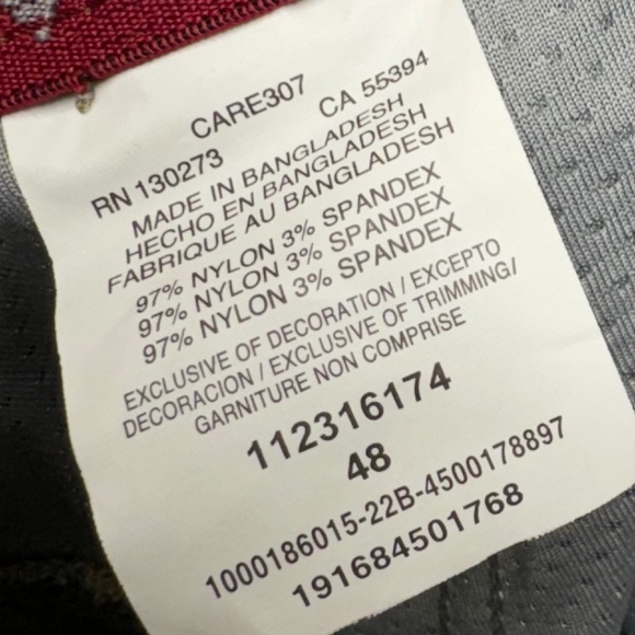 Wrangler mens tan shorts. Size 48 with elastic waist. Side pocket - Picture 3 of 5